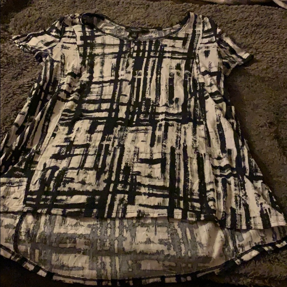 Simply Vera VeraWang short sleeved top